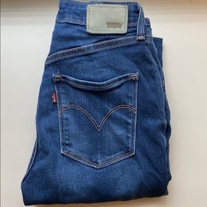 Levi’s high rise skinny jeans
